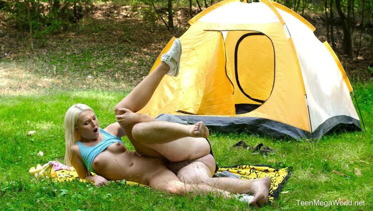 Mushroom hunter picks up blonde pussy